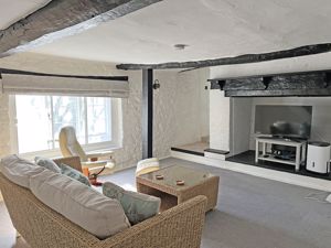 Photo 5- click for photo gallery